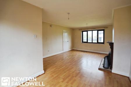3 bedroom Semi-detached house for sale in Fleming Drive, Woodbeck, DN22