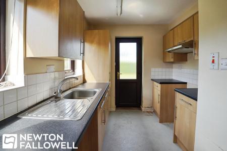 3 bedroom Semi-detached house for sale in Fleming Drive, Woodbeck, DN22
