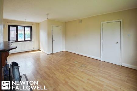 3 bedroom Semi-detached house for sale in Fleming Drive, Woodbeck, DN22