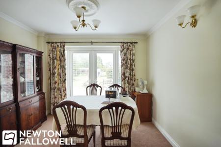 3 bedroom Semi-detached house for sale in Ordsall Road, Retford, DN22