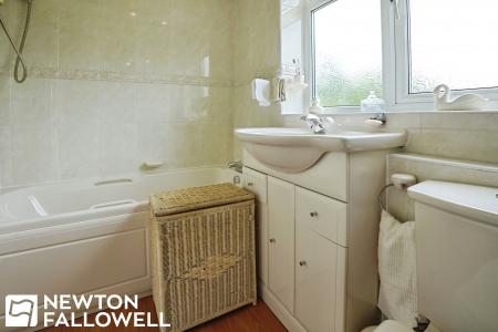3 bedroom Semi-detached house for sale in Ordsall Road, Retford, DN22