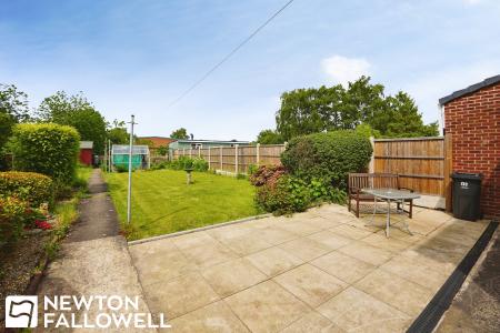 3 bedroom Semi-detached house for sale in Ordsall Road, Retford, DN22