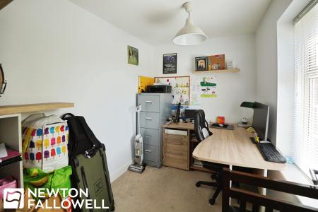 5 bedroom Detached house for sale in Headingly Road, Retford, DN22