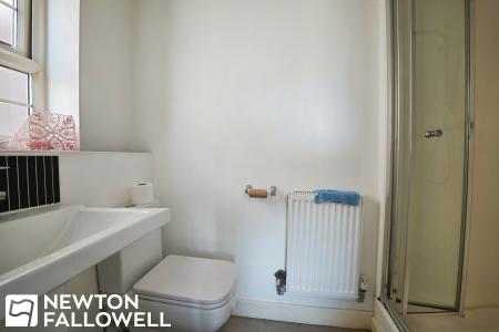 5 bedroom Detached house for sale in Headingly Road, Retford, DN22