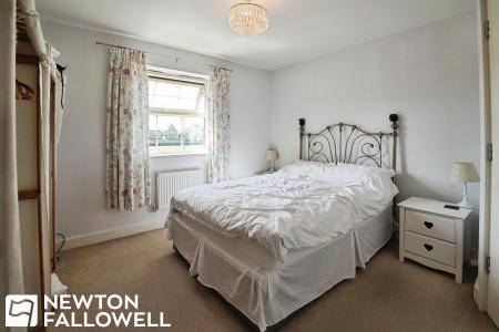 5 bedroom Detached house for sale in Headingly Road, Retford, DN22