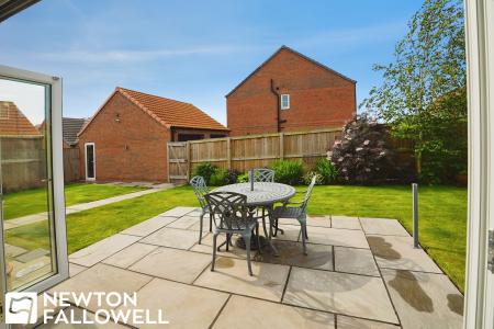 3 bedroom Bungalow to let in St Marys Close, Doncaster, DN10