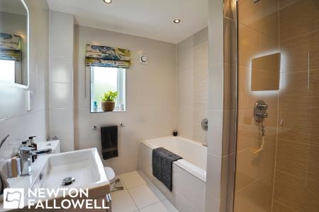 3 bedroom Bungalow to let in St Marys Close, Doncaster, DN10