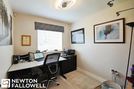 3 bedroom Bungalow to let in St Marys Close, Doncaster, DN10