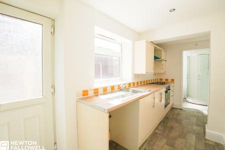 2 bedroom Terraced House to let in Grove Lane, Retford, DN22