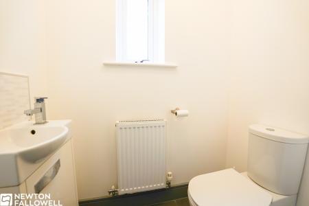 3 bedroom End of terrace house for sale in Hawfinch Meadows, Retford, DN22