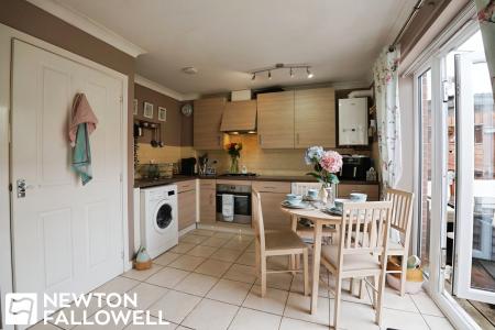 3 bedroom Semi-detached house for sale in Black Hereford Way, Retford, DN22