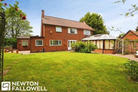 4 bedroom Detached house for sale in Chequers Close, Ranby, DN22
