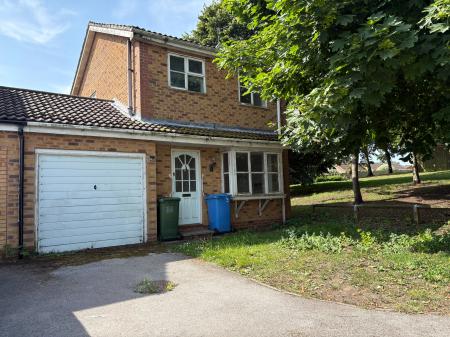 3 bedroom Link detached house for sale in Woodbeck Rise, Retford, DN22