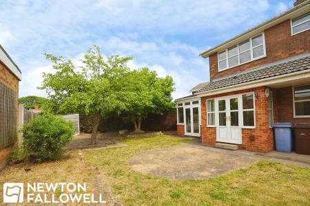 3 bedroom Detached house to let in Spitalfields, Blyth, S81