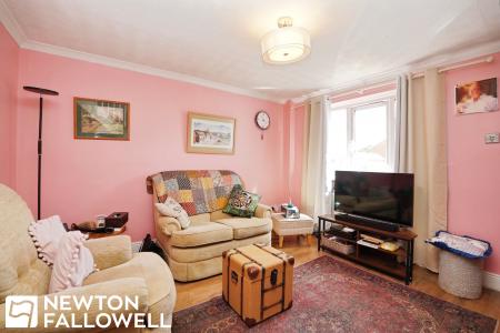 3 bedroom End of terrace house for sale in The Maltkins, North Leverton, DN22