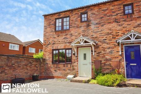 2 bedroom End of terrace house for sale in The Rotunda, Beckingham, DN10