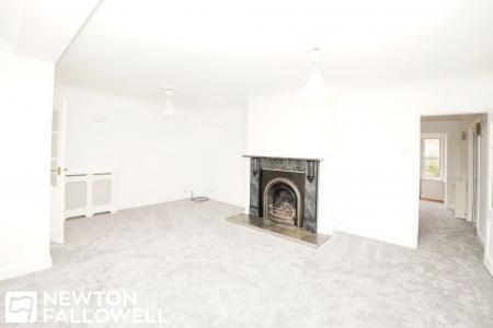 3 bedroom Detached house to let in Spitalfields, Blyth, S81