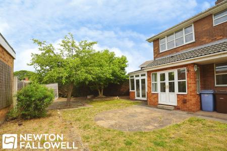 3 bedroom Detached house to let in Spitalfields, Blyth, S81