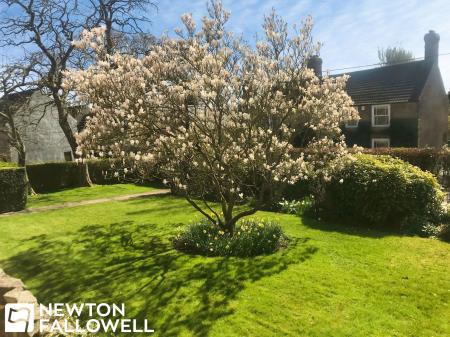 4 bedroom Detached house for sale in Top Street, Askham, NG22