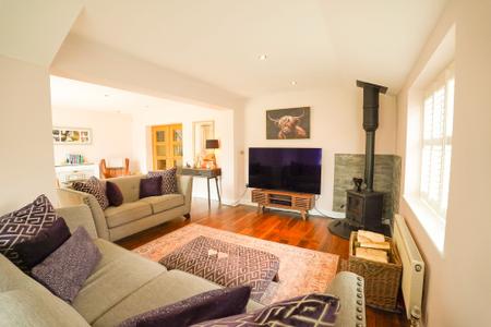 4 bedroom Detached house for sale in Top Street, Askham, NG22