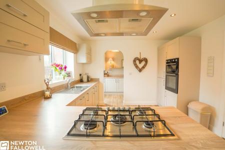 4 bedroom Detached house for sale in Bacopa Drive, Retford, DN22