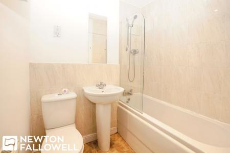 2 bedroom Flat for sale in Waterfields, Retford, DN22