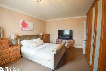 5 bedroom Detached house for sale in Main Street, Rampton, DN22