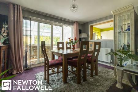 3 bedroom Detached bungalow for sale in South View Drive, Clarborough, DN22