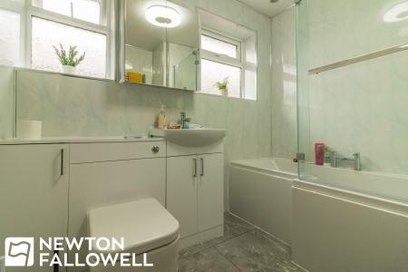 3 bedroom Detached bungalow for sale in South View Drive, Clarborough, DN22