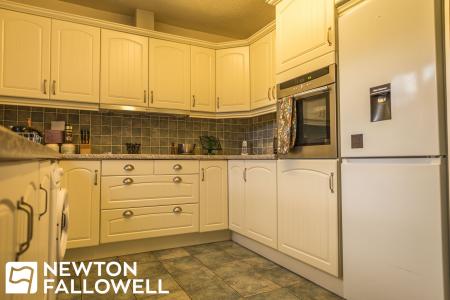 3 bedroom Terraced House for sale in Sheffield Road, Blyth, S81