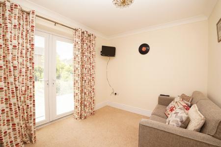 3 bedroom Detached bungalow for sale in Cornwall Road, Retford, DN22