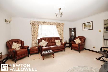3 bedroom Detached bungalow for sale in Tiln Court, Retford, DN22