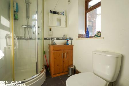 3 bedroom Semi-detached house for sale in Great North Road, Tuxford, NG22