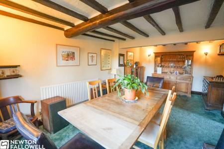 3 bedroom Semi-detached house for sale in Great North Road, Tuxford, NG22