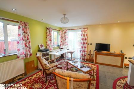 3 bedroom Detached bungalow for sale in Meeting House Lane, South Leverton, DN22