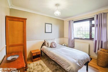 3 bedroom Detached bungalow for sale in Westwell Lane, Gringley-On-The-Hill, DN10
