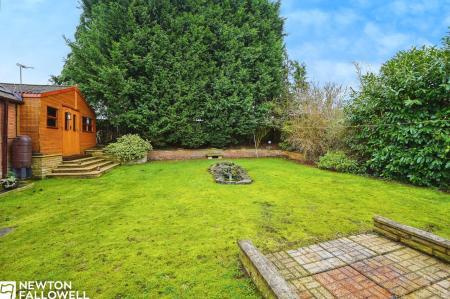 3 bedroom Detached bungalow for sale in Westwell Lane, Gringley-On-The-Hill, DN10