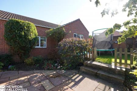 3 bedroom Detached bungalow for sale in Machin Close, Tuxford, NG22