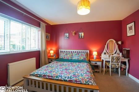 3 bedroom Detached bungalow for sale in Machin Close, Tuxford, NG22