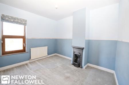 2 bedroom Terraced House for sale in Whitehall Road, Retford, DN22