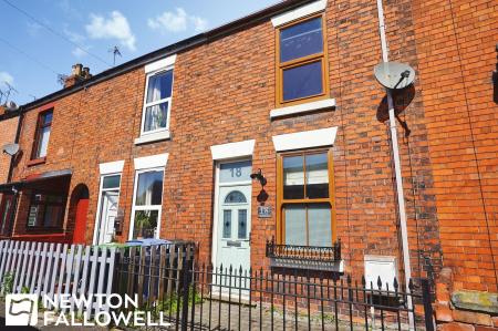 2 bedroom Terraced House for sale in Whitehall Road, Retford, DN22