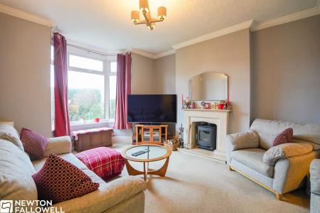 4 bedroom Semi-detached house for sale in London Road, Retford, DN22