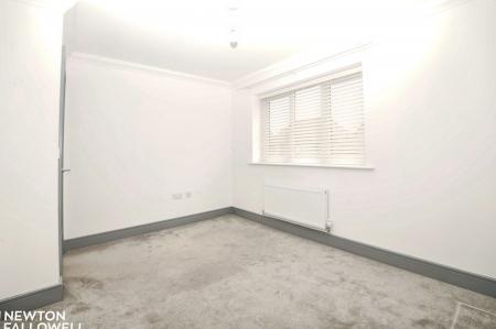 3 bedroom End of terrace house for sale in Hawfinch Meadows, Retford, DN22