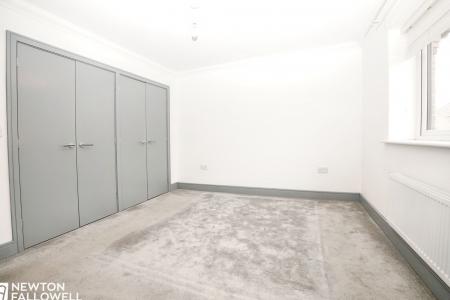 3 bedroom End of terrace house for sale in Hawfinch Meadows, Retford, DN22