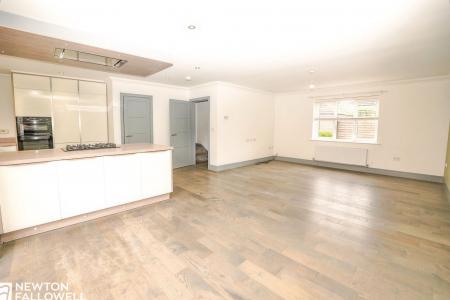 3 bedroom End of terrace house for sale in Hawfinch Meadows, Retford, DN22