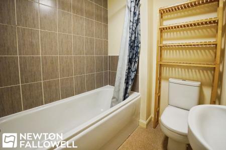 2 bedroom Terraced House for sale in Edgbaston Drive, Retford, DN22