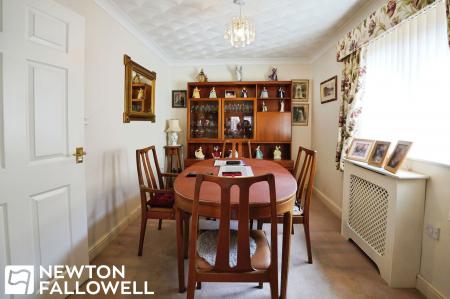 2 bedroom Detached bungalow for sale in Bader Rise, Mattersey Thorpe, DN10