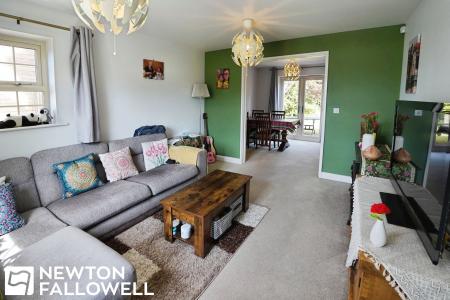 5 bedroom Detached house for sale in Headingley Road, Retford, DN22