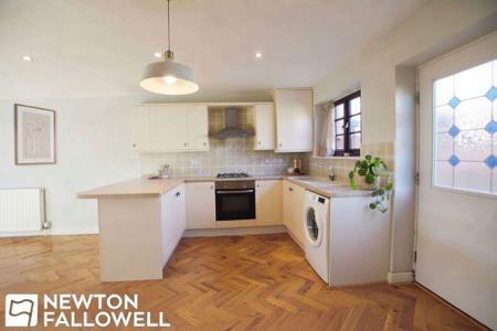 2 bedroom End of terrace house for sale in The Rotunda, Beckingham, DN10
