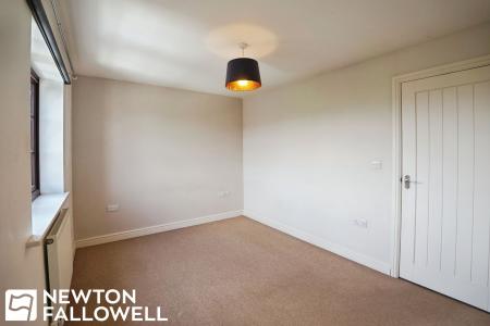 2 bedroom End of terrace house for sale in The Rotunda, Beckingham, DN10